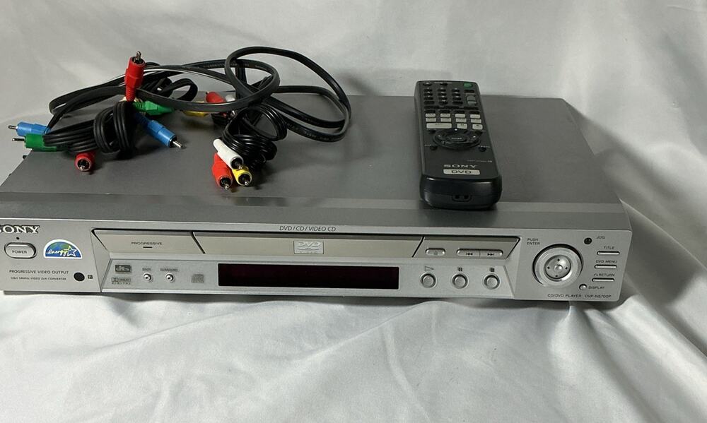 Sony DVP-NS700P DVD/CD Player With Remote And All Cables TESTED